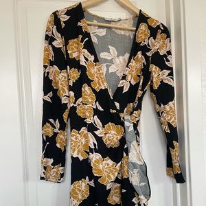 Lush Women’s Floral Dress Size Small